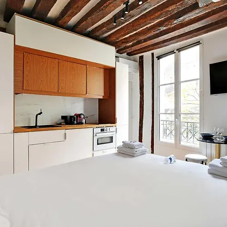 Lovely Rue Des Archives Le Marais Apartment *